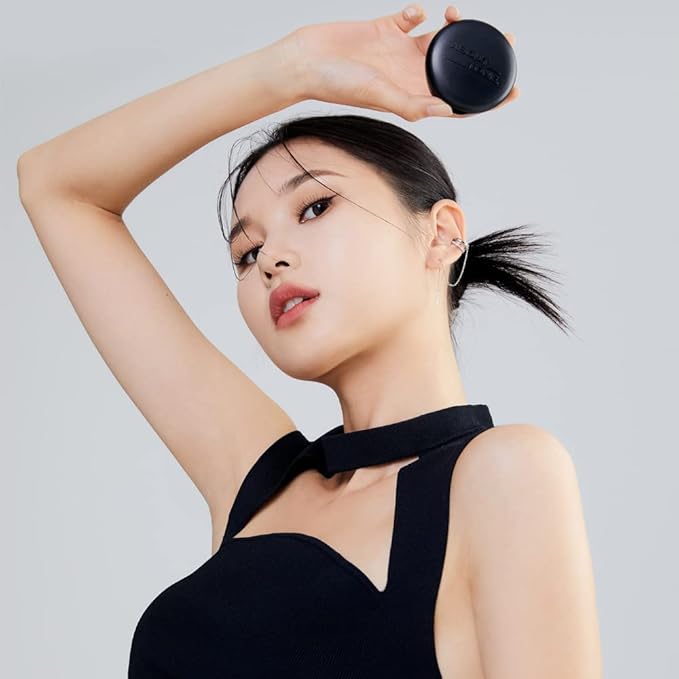 Blur Powder Pact 0.32oz - Pressed Powder Compact with Mirror and Puff Makeup Setting Finishing Blurring Natural Translucent Lightweight Face Sebum Oil Control Vegan Formula (1.5 COOL FAIR)