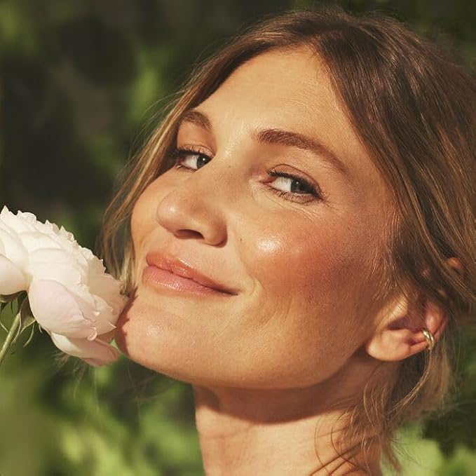 Well People Lush Lip Tinted Oil, Moisturizing Lip Oil For Nourishing & Conditioning Lips, Adds Sheer Color, Vegan & Cruelty-free, Daylily Petal