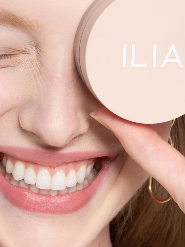ILIA - Soft Focus Setting Powder | Translucent, Loose Formula to Blur, Soothe, Nourish | Lightweight + Long Lasting for All Skin Types | Non-Toxic, Vegan, Cruelty-Free, Talc-Free (0.32 oz | 9 g)