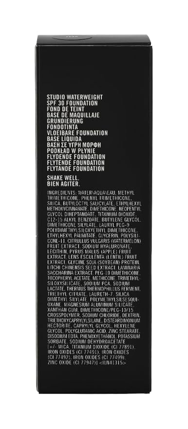 MAC Studio Waterweight Foundation - NC37