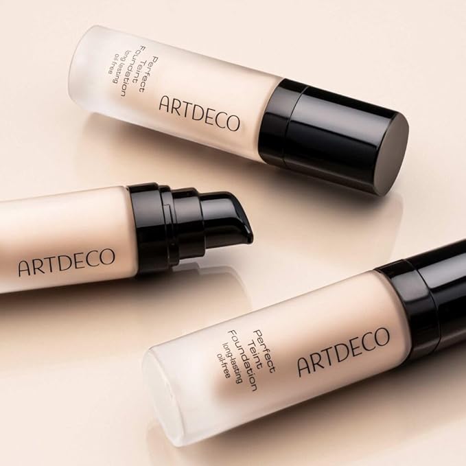 ARTDECO Perfect Teint Foundation - Gentle Ivory N°08 - Lightweight Liquid Formula - Medium to Full Coverage - Without Mask-Like Effect - Conceals Imperfections - Vegan Makeup - Hyaluron - 0.67 Fl Oz
