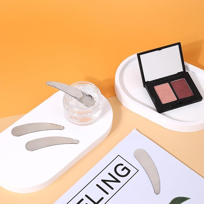 Molain 4Pcs Mini Metal Cosmetic Spatulas, Skincare SpatulaMixing and Sampling Makeup Beauty Tools for Skin Care Creams, Eye Cream, Essences Beauty Accessories(4PCS)