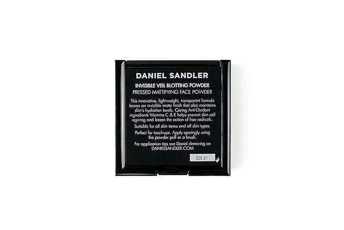 INVISIBLE VEIL BLOTTING POWDER – Universal Pressed Powder for Shine Control, Pore Blurring & Setting Makeup – Lightweight, Non-Drying, Suits All Skin Tones – With Vitamins C & E