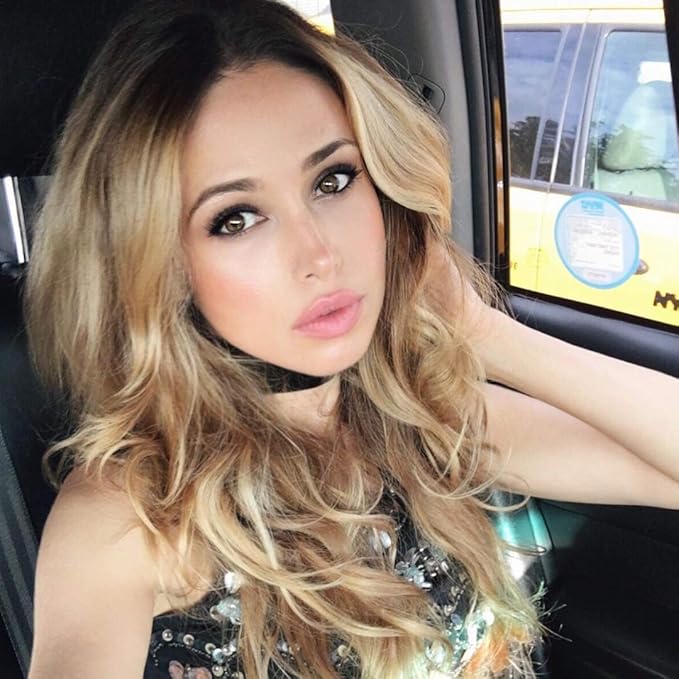 La Bella Donna Women's Ultimate Pure Perfection Liquid Mineral Foundation SPF 15 | Caterina