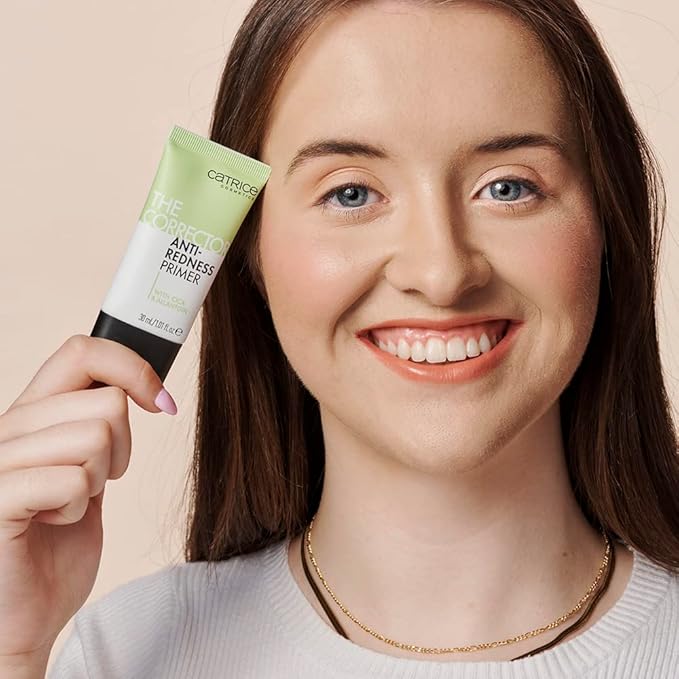 Catrice | Shake Fix Glow Spray & Corrector Anti-Red Bundle | Full Coverage Makeup | Vegan & Cruelty Free
