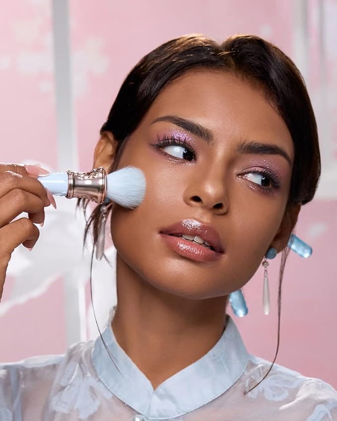 Flower Knows Little Angel Cream Blush 05 Fingertip Stellar+Butterfly Cloud Collar Angled Powder Brush Pearly Moonlight