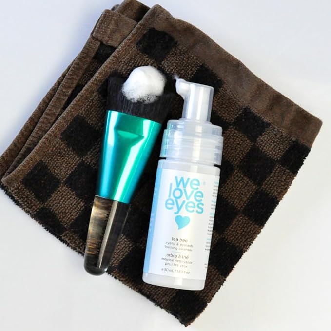We Love Eyes - Tea Tree Oil Eye Makeup Removal System - Limit unnecessary lash and brow loss when removing eye makeup