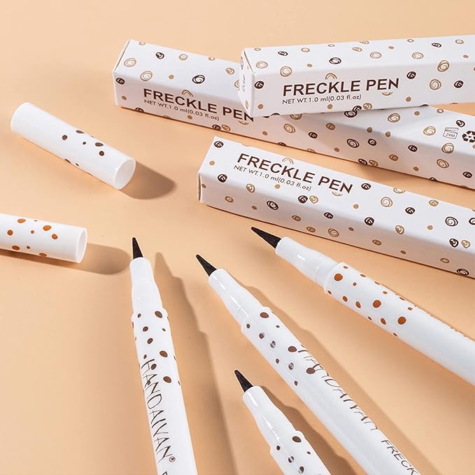 Freckles Pen, 2 Color Natural Freckles Pens Waterproof Long-Lasting Quick-Dry Pen, Easy Makeup Tool For a Natural Sun-kissed Makeups, Chestnut&Dark Brown
