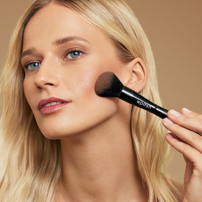Woosh Beauty, The Fold Out Complexion Palette w/Secret Brush, Travel All in One Neutral Cream & Powder Kit, 4 in 1 Nested Makeup Brush (#3 Medium)
