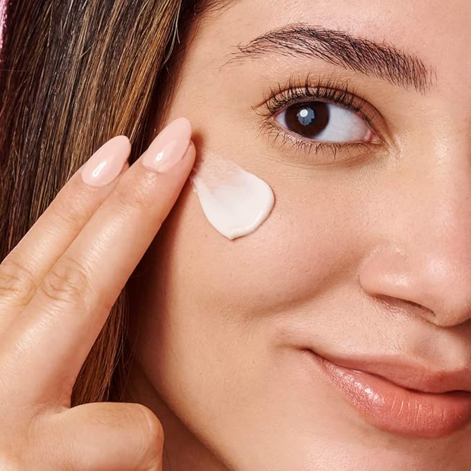 Catrice | True Skin Foundation 90 & The Mattifier Oil-Control Primer | Full Coverage Makeup | Vegan & Cruelty Free