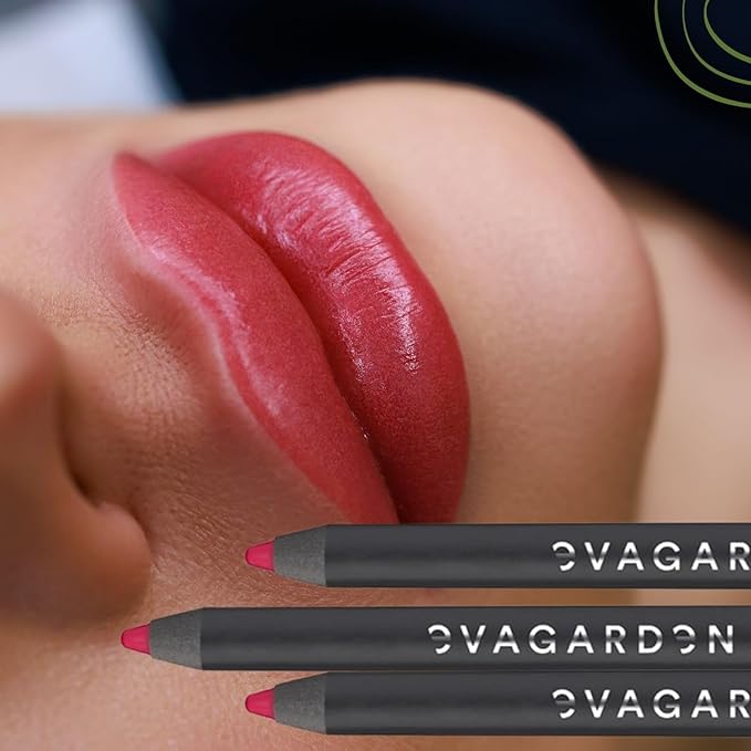 Superlast Lip Pencil - Long-Lasting and Semi-Permanent - Essential for Defining and Enhancing - Maintains Grip of Other Formulas - No-Transfer Color - 767 Malaga - 0.07 oz