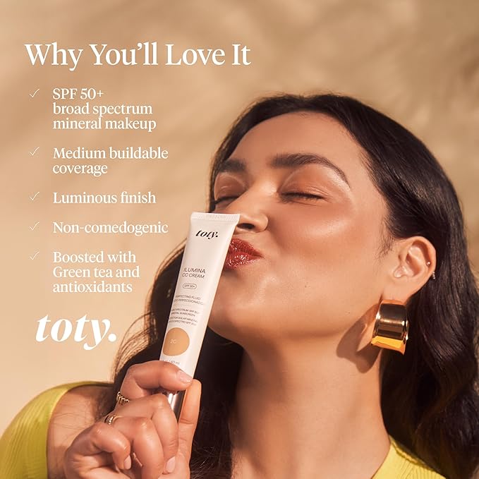 Toty by Sofia Vergara - Ilumina CC Cream SPF 50+ & Ilumina Brush - 100% Mineral Color Correcting Cream + Angled Complexion & Foundation Blending Brush - Tinted moisturizer with spf - 4N Bundle
