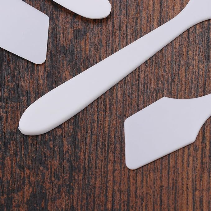 Healifty 100pcs Mini Makeup Cosmetic Spatulas Face Mask Scrapers for Women Comfortable Grip