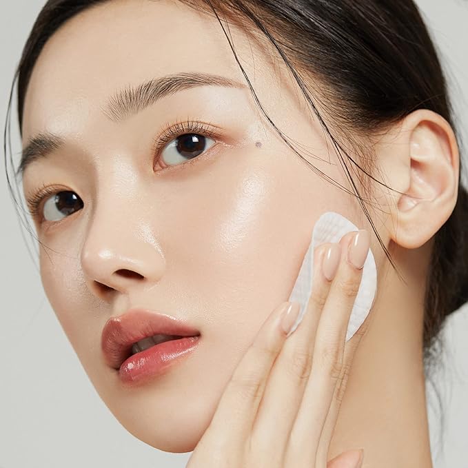 medicube Pore Care Duo for Flawless Skin: Zero Pore Blackhead Deep Cleansing Oil & Pads 2.0