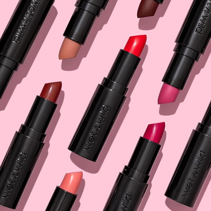wet n wild Mega Last Matte Lip Color, Semi Matte Hyaluronic Acid Infused, Long Lasting Full Coverage for a Nourishing Pout, Cruelty-Free & Vegan - Skin-ny Dipping