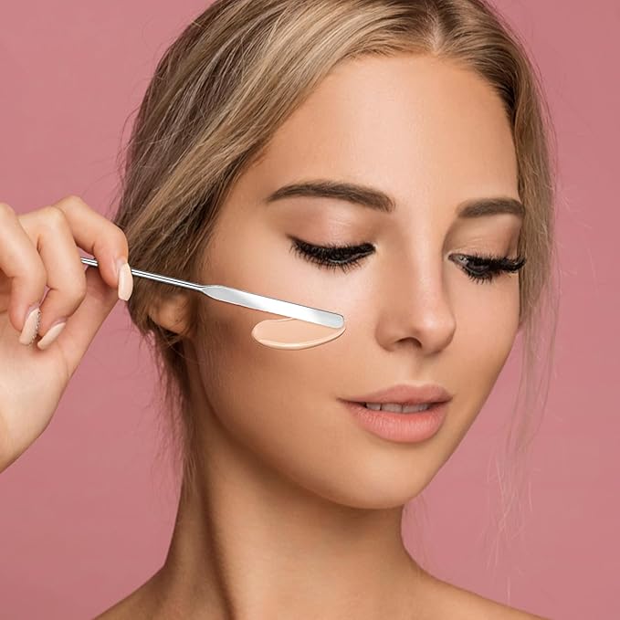 Thinp Foundation Spatula,Make Up Spatula Tool with Silicone Cosmetic Spatula Stainless Steel Makeup Palette Double Edged Spatula Makeup Spatula for Small Area of Face