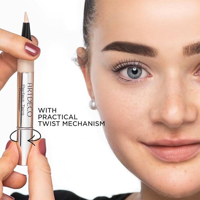 ARTDECO Perfect Teint Concealer - Light Peach N°05 - Light-Reflecting Concealer with Brush Applicator - No Signs of Tiredness - Medium Coverage - Water-Resistant - Long Lasting - Makeup - 0.07 Fl Oz
