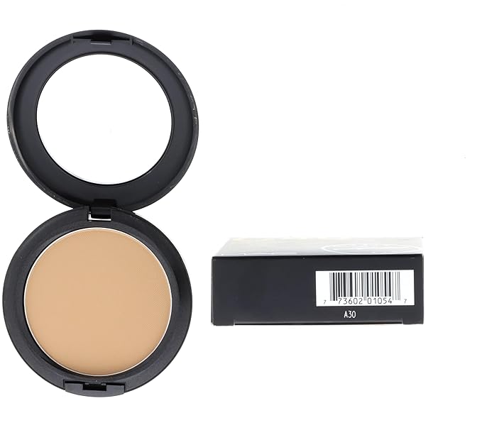 MAC Studio Fix Powder Plus Long-wearing Foundation - One-step Application of Foundation and Powder (C40)