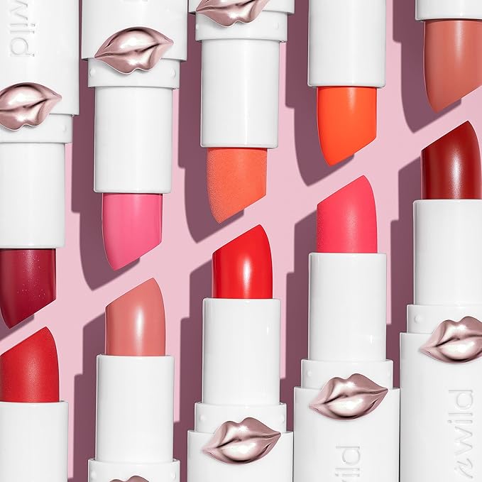 wet n wild Perfect Pout Matte Retractable Gel Lip Liner Pencil & High-Shine Lipstick Lip Color Makeup Bundle, 2 Piece