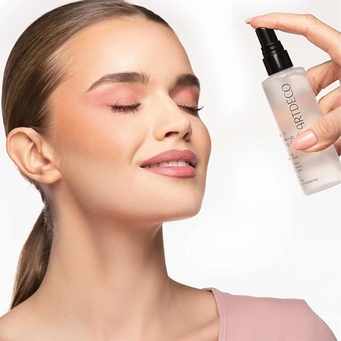 ARTDECO 3 In 1 Make-up Fixing Spray – Fix, Refresh, Prime: Prepare the Face for Makeup - Face Primer - Setting Spray - Vegan - 3.38 Fl Oz