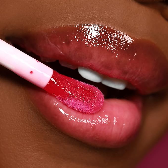 Milani Fruit Fetish Lip Oil with Vitamin E for Instant Hydration, Fruit Extract Infused Lip Treatment and Moisturizing Lip Gloss - Strawberry Melon