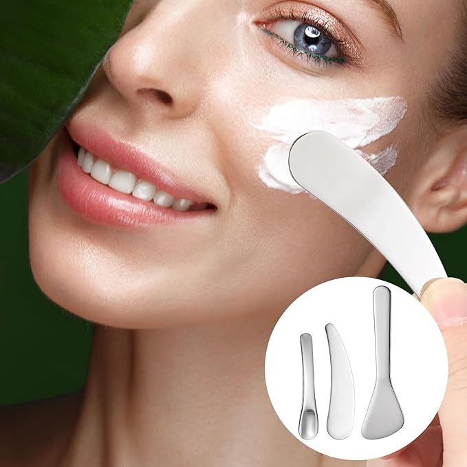 3Pcs Metal Cosmetic Skincare Spatula, Mini Mask facial Reusable Scoop Eye Cream Applicator Beauty Face Spoon Skincare Tool Facial Massage Accessories for Mixing Sampling Lotions Moisturizers