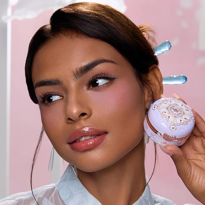 Flower Knows Butterfly Cloud Collar Rouge Box Highlighting & Blush Duo Powder 04 Fluttering Romance+Butterfly Cloud Collar Angled Powder Brush Frosty Wisteria