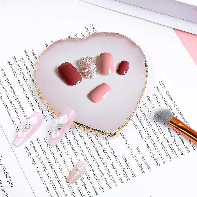 Resin Nail Art Palette, Heart Nail Palette, Nail Pallet for Nail Art with Gold Edge, Pink Nail Polish Tray, Nail Polish Mixing Plate for Nail Art Display Cosmetic Mixing