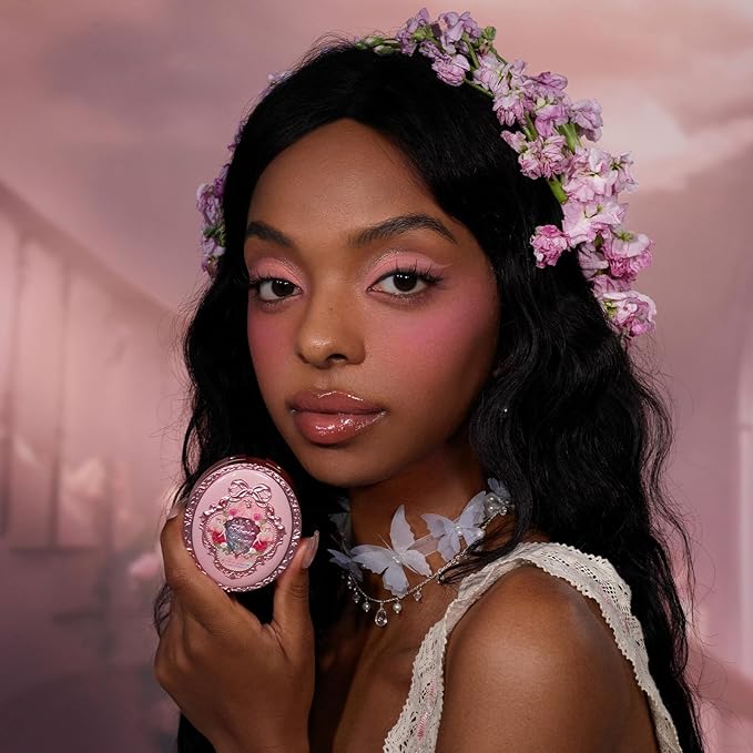 Flower Knows Midsummer Fairytales Embossed Blush 02 Dreaming Butterfly+Butterfly Cloud Collar Angled Powder Brush Frosty Wisteria
