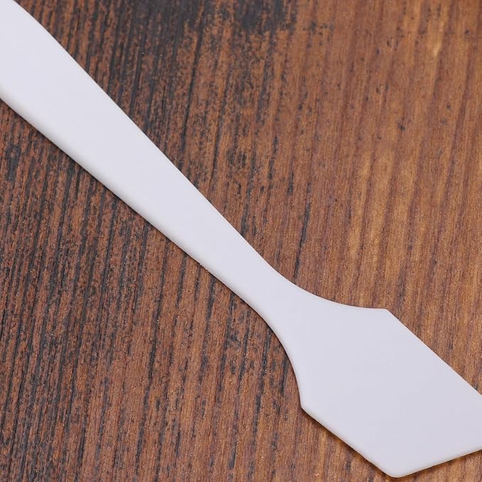 Healifty 100pcs Mini Makeup Cosmetic Spatulas Face Mask Scrapers for Women Comfortable Grip