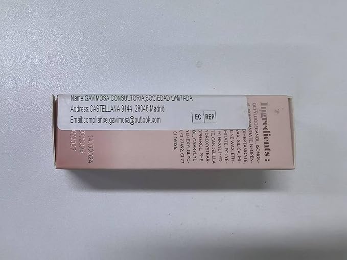 Matte Foundation Stick,Long Wear Multi-Use Face Makeup and Contour Stick for Natural,Lightweight,Waterproof