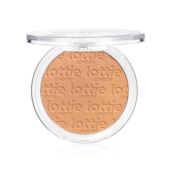 Sunkissed Bronzer in Sunburst, Infused with bamboo extract and Vitamin E this skin-loving bronzer adds a buildable warm bronze for a defined finish