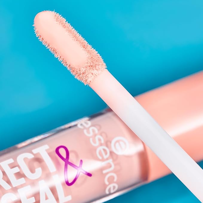 essence | Correct & Conceal Under Eye Brightening Concealer | Easy Application, Lightweight, Buildable, Infused with Aloe Vera | Vegan & Cruelty Free (10 | Light)