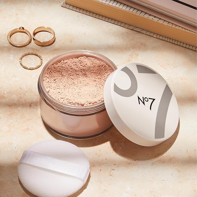 No7 Flawless Finish Loose Powder - Medium Rich - Loose Finishing Powder - Makeup Setting Powder with Matte Finish for All Skin Tones - All Skin Types Including Oily Skin (0.71 oz)