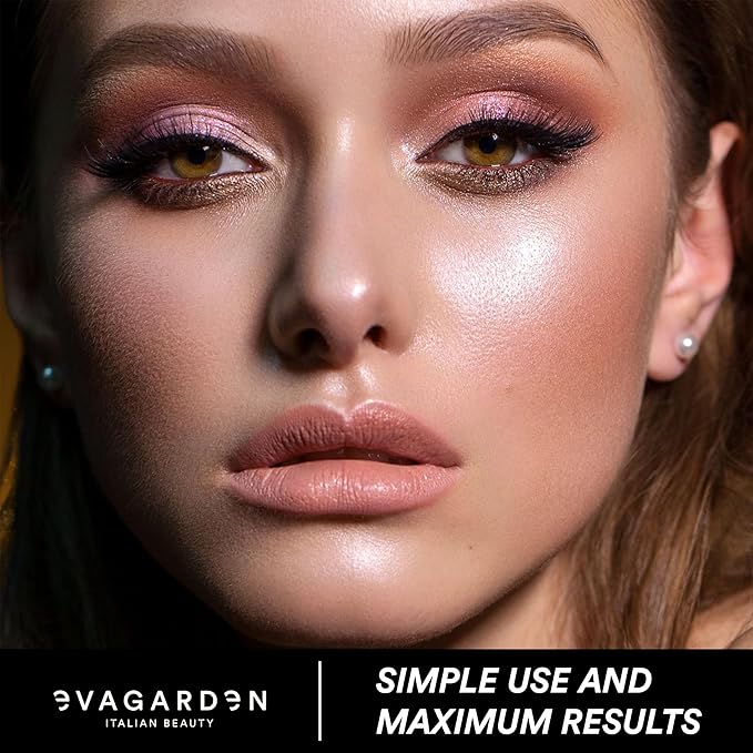 Velvet Compact Powder - Ultra-Thin and Luxurious - Ensures Smooth and Invisible Finish - Reduces Small Blemishes for Radiant Appearance - With UV Protection - 805 Pink Champagne - 0.35 oz