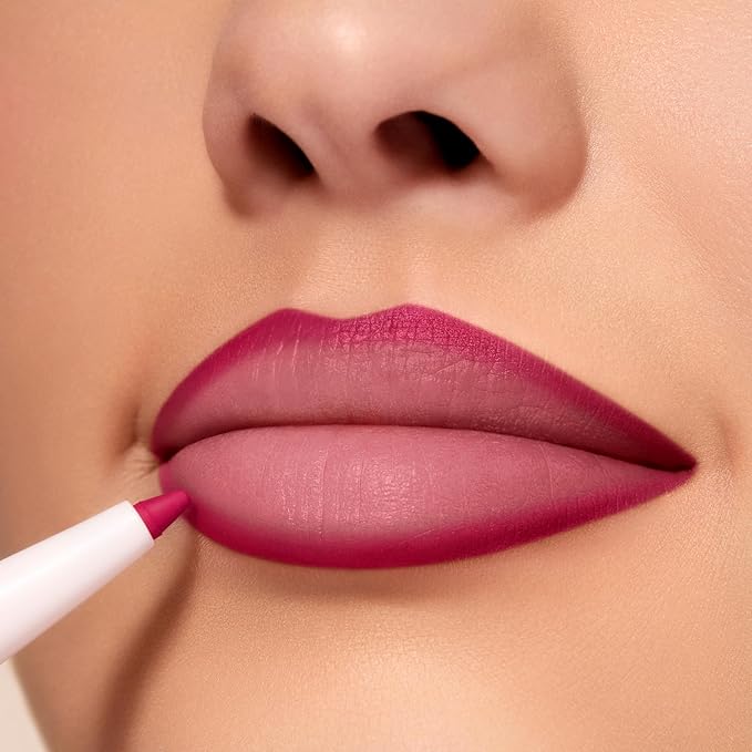 Pupa Milano Vamp! Creamy Duo, 011 Orange Red, 1 Pc - 2 in 1 Lipstick and Lip Pencil - Long Lasting - Lightweight - No-Transfer - Smooth Texture - Highly Pigmented