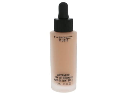 MAC Studio Waterweight Foundation - NC37