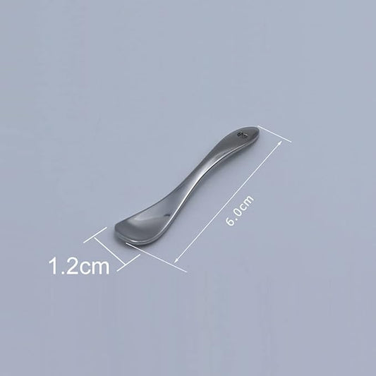 4 Pieces Zinc Alloy Makeup Spatula Eye Cream Spoon Beauty Scoop Mini Spoon Makeup Beauty Spoons Mini Cosmetic Skincare Spatula for Cream Lotions, Spoon Shaped, Silver-Color