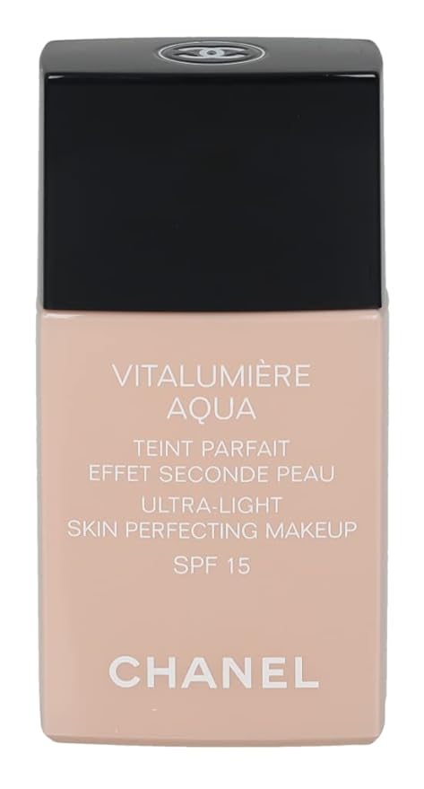 Vitalumiere Aqua Ultra-Light Skin Perfecting Makeup by Chanel 70 Beige SPF15 30ml
