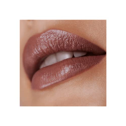 Victoria Beckham Posh Lipstick (pose)