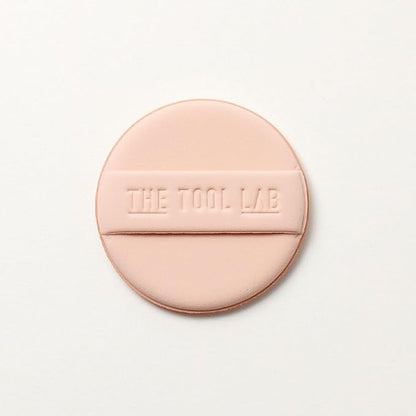 THE TOOL LAB Stamp Skinfit Cushion Foundation & Brush Set｜Glow Type, No.19 Porcelain｜120H Long-Lasting Coverage, Flawless, Ultra Adherence, Glass Glowy Clear Watercolor-Radiance Skin｜SPF 40++, 11g