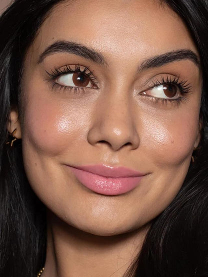 ILIA - Balmy Gloss Tinted Lip Oil | Smoothing Lip Color, Never Sticky | Hydrate, Plump + Moisturize with Hyaluronic Acid | Vegan, Cruelty + Gluten-Free (Petals, 0.14 fl oz | 4.3 ml)