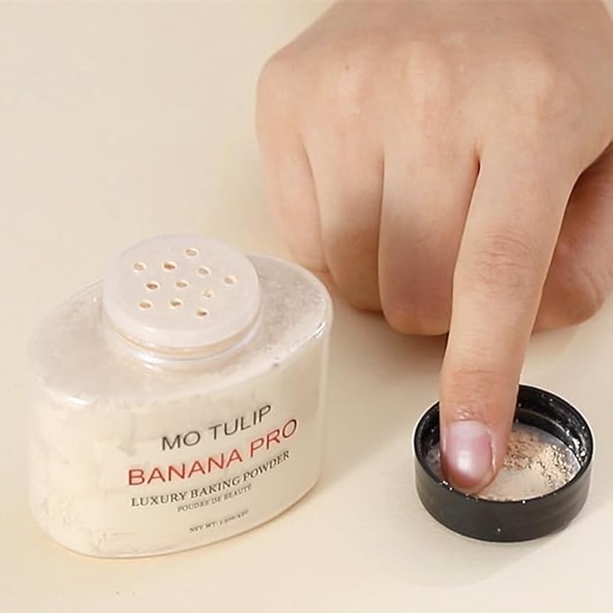 Banana Pro Loose Baking Powder, long lasting Matte Finish Make Up Setting Powder, Easy to Make Up Face Powder for Medium Skin Tones, Minimizes Pores and Fine Lines (42g/1.5oz)