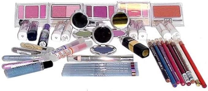 Unknown Assorted Cosmetics Set - 20 Pcs. in Pink