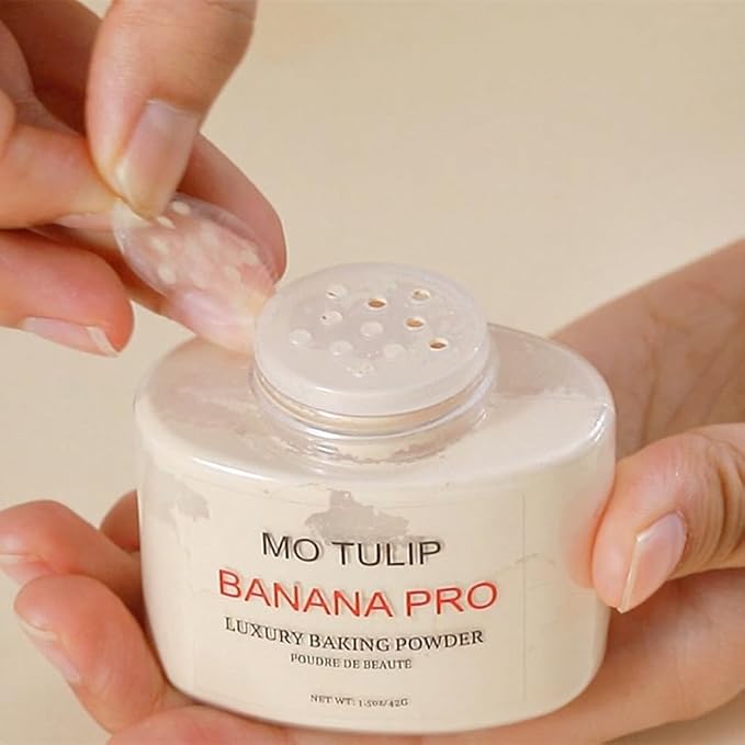 Banana Pro Loose Baking Powder, long lasting Matte Finish Make Up Setting Powder, Easy to Make Up Face Powder for Medium Skin Tones, Minimizes Pores and Fine Lines (42g/1.5oz)