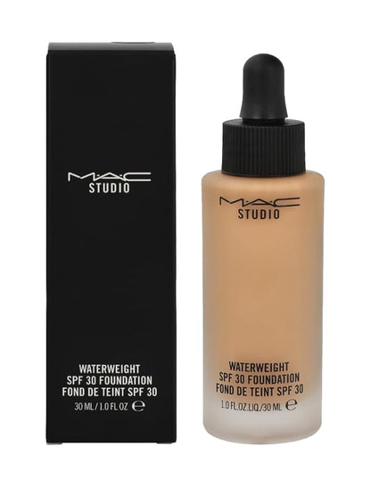 MAC Studio Waterweight Foundation - NC37
