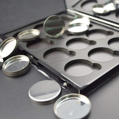 Lasenersm 50-Piece Empty Round Metal Tin Palette Pans, 26mm Diameter, 3.5mm Height, Silver Tone, Minimalistic Style, Cosmetic Eyeshadow Pans for Magnetic Makeup Palette