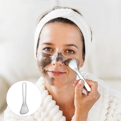 3 Pcs Mini Metal Cosmetic Spatula, Reusable Skin Care Spoon Beauty Scoop Spatula Multi-functional Facial Applicator Tool for Skin Care Creams Eye Cream Essences Beauty Accessories
