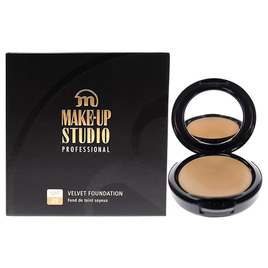 Professional Amsterdam Make-Up Velvet Foundation - Silky Smooth Coverage - No Powder Needed - Handy Packaging With Mirror And Sponge - Ideal For On-The-Go - Cb2 Amber - 0.27 Oz