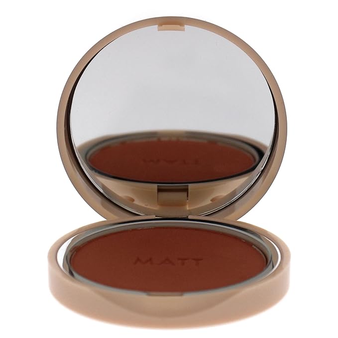 PUPA Milano Extreme Blush Matt - Lightweight - Pure Matte Color - Fresh And Natural Effect - Ultra Soft Texture Merges Perfectly With Skin - Suitable For All Skin Types - 002 Natural - 0.141 Oz
